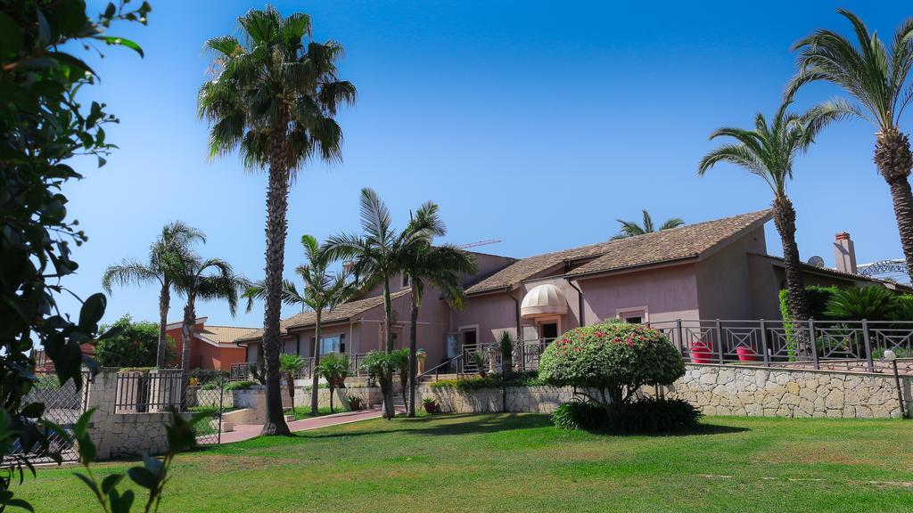 Hotel La Cavalera Augusta Eksteriør billede