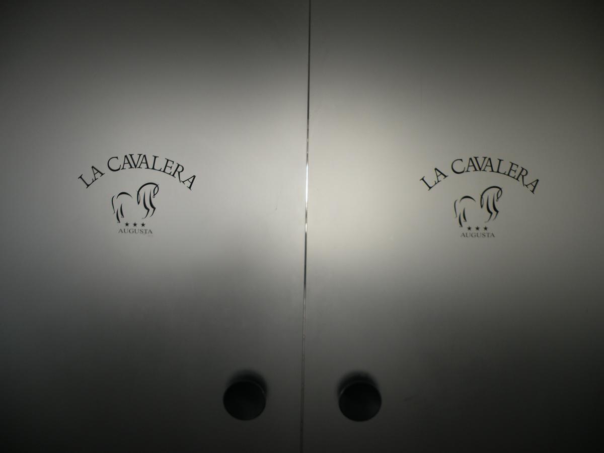 Hotel La Cavalera Augusta Eksteriør billede