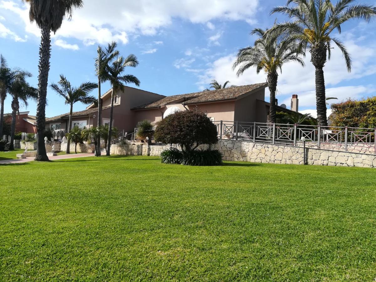 Hotel La Cavalera Augusta Eksteriør billede